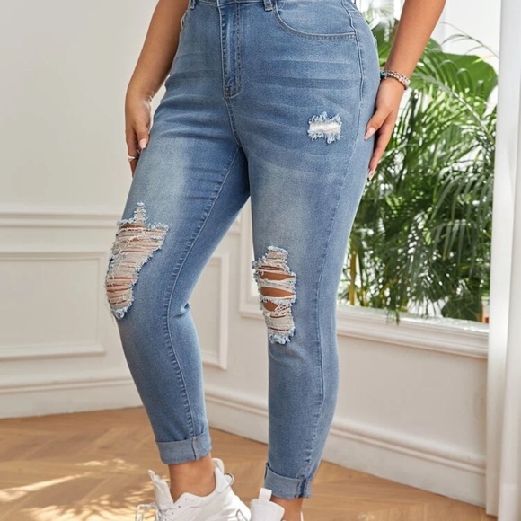 SHEIN Blue Distressed Skinny Jeans - Picture 3 of 10